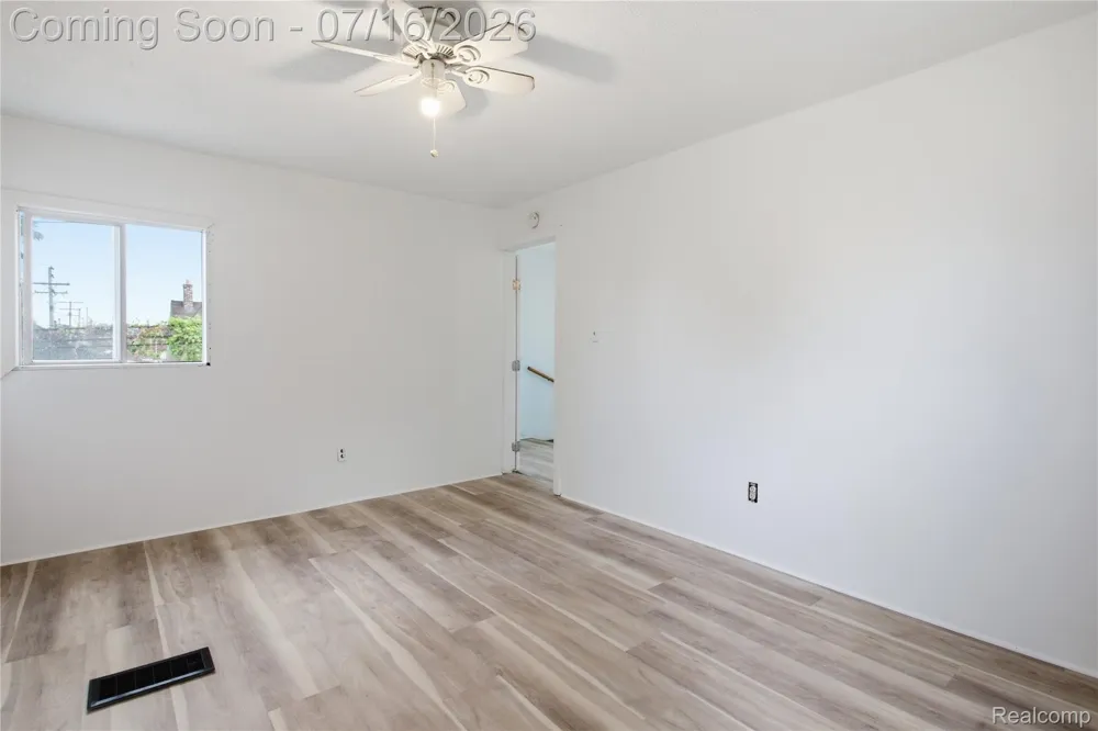147 Charles Street River Rouge City, MI 48218
