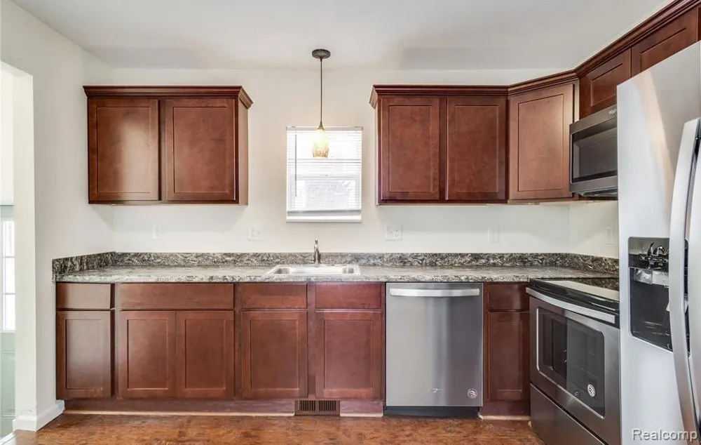 2365 Welch Road Commerce Charter Township, MI 48390