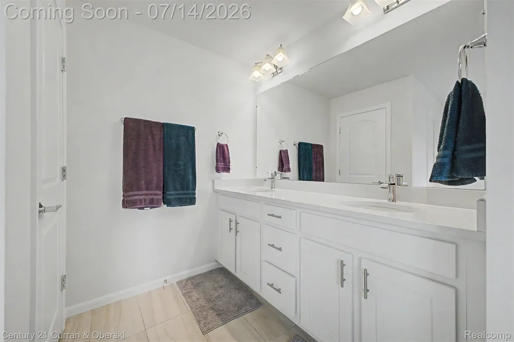 24256 Oak Ridge Boulevard Lyon Charter Township, MI 48178