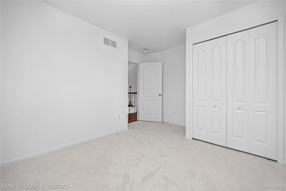 1723 Pine Forest Drive Commerce Charter Township, MI 48390