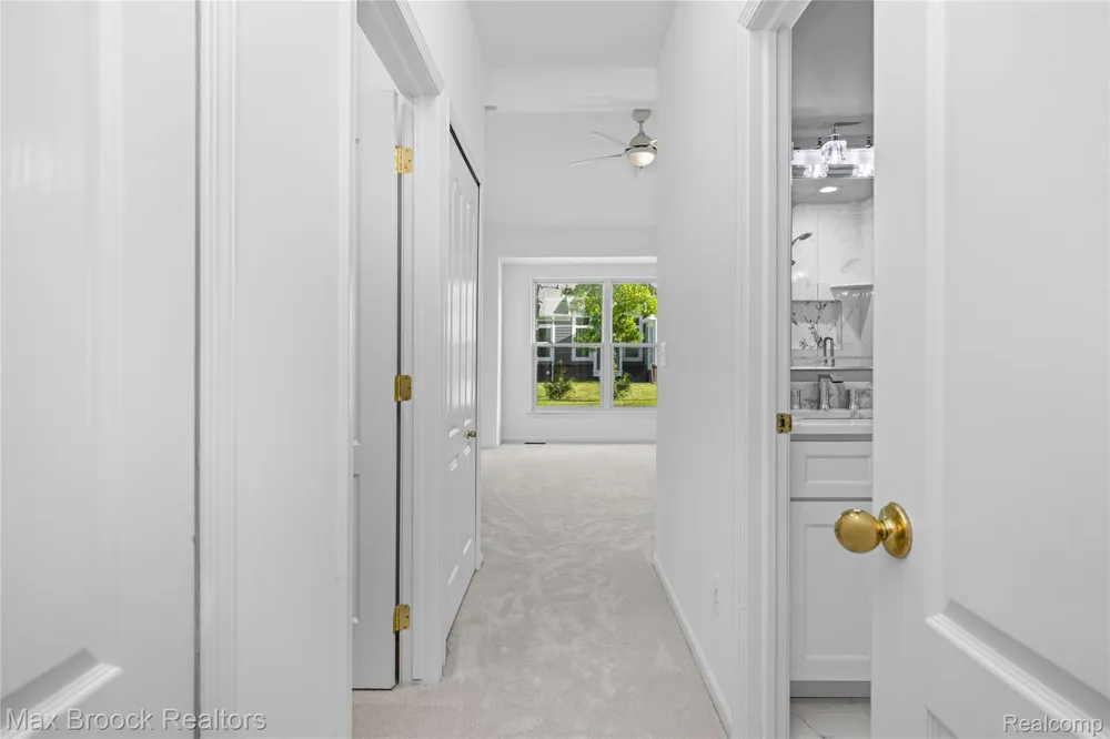 1723 Pine Forest Drive Commerce Charter Township, MI 48390