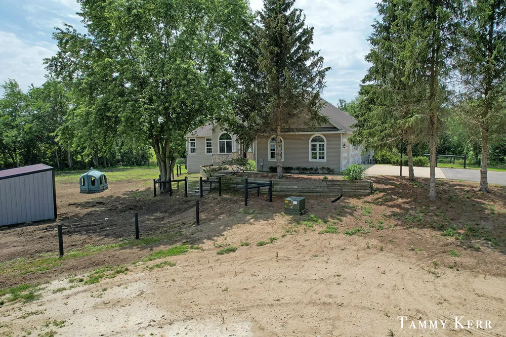 6220 146th Avenue Laketown Township, MI 49423