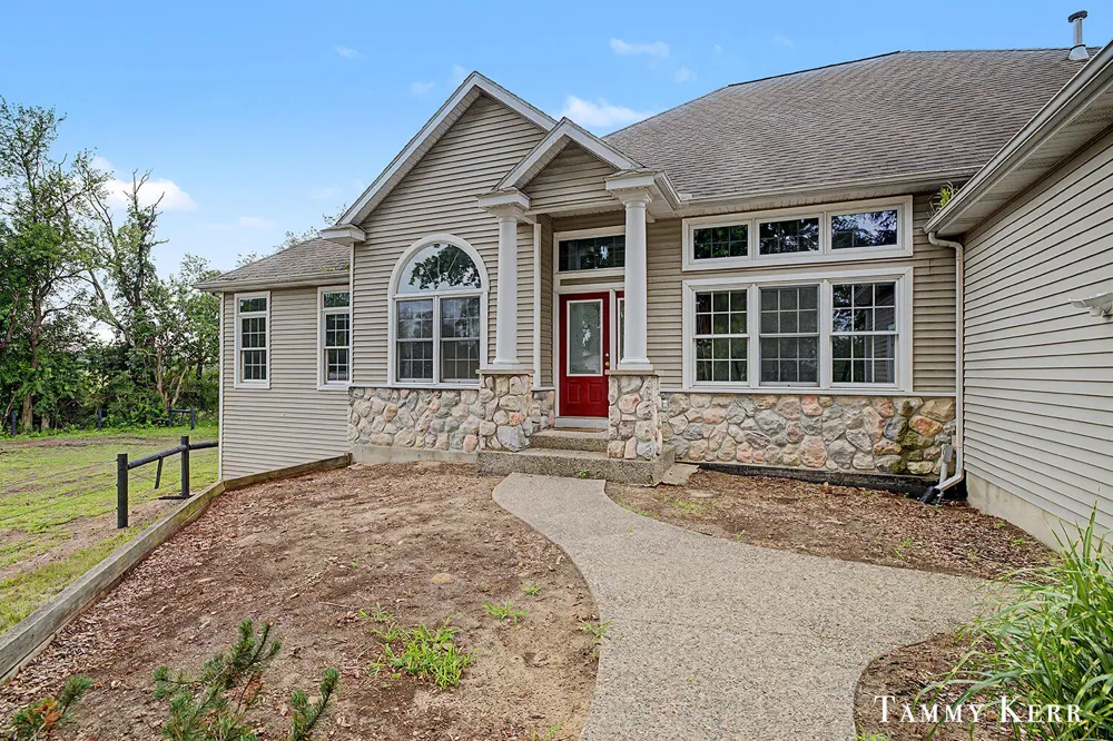 6220 146th Avenue Laketown Township, MI 49423
