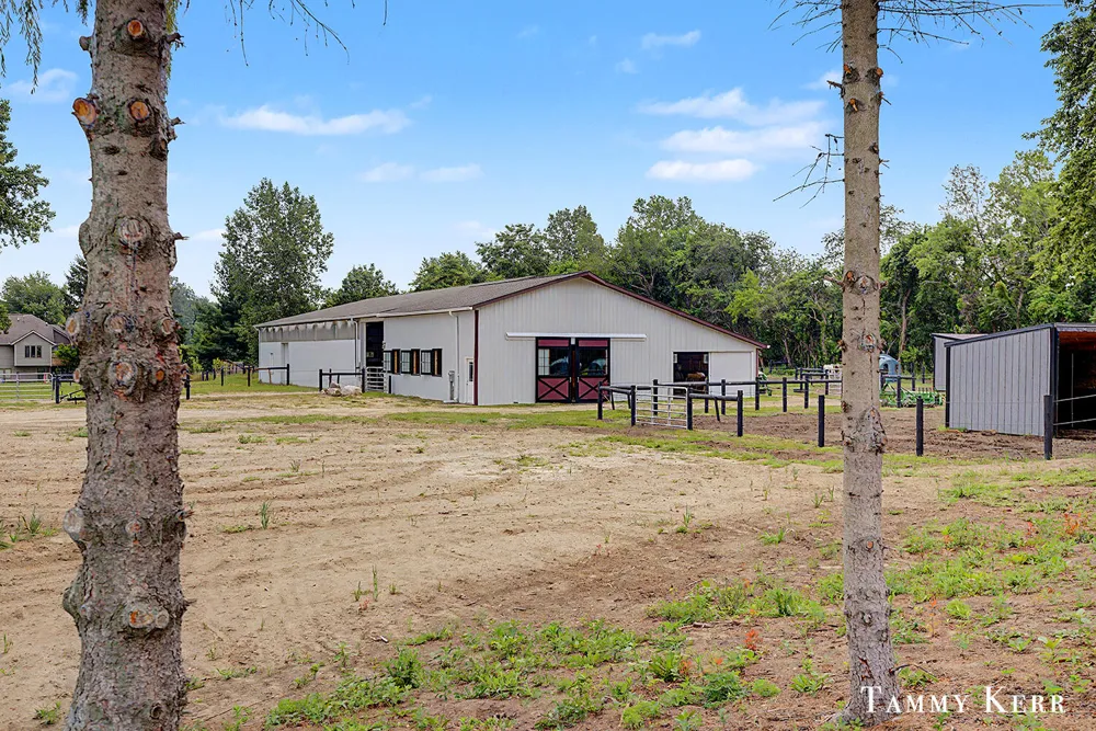 6220 146th Avenue Laketown Township, MI 49423