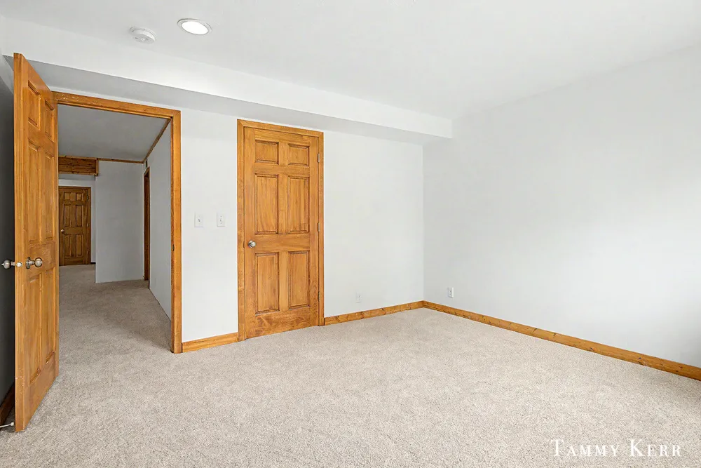6220 146th Avenue Laketown Township, MI 49423