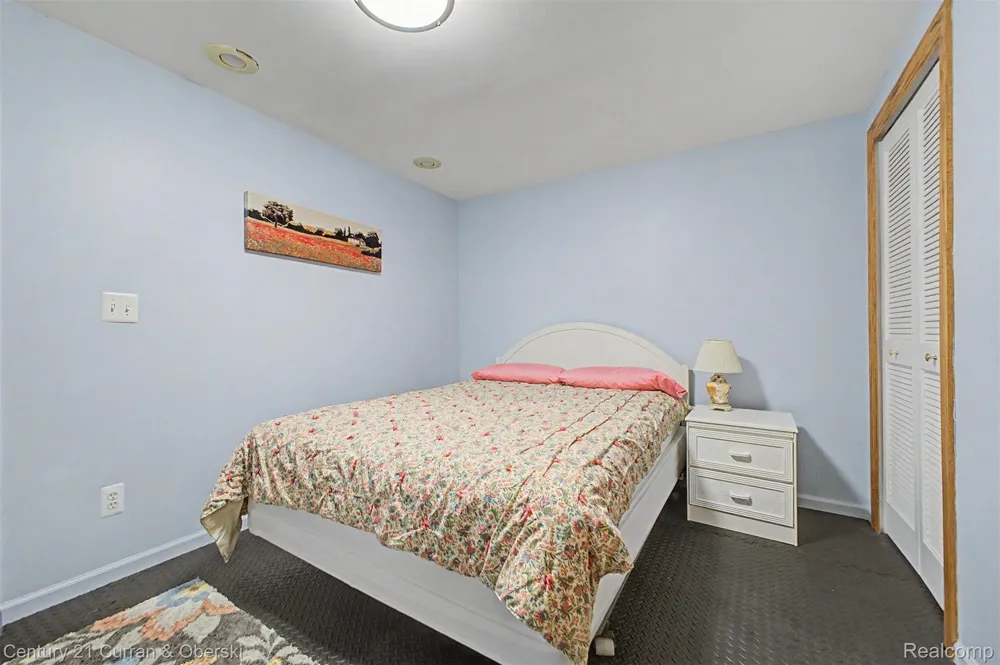 11349 Philway St Court Brighton Township, MI 48114