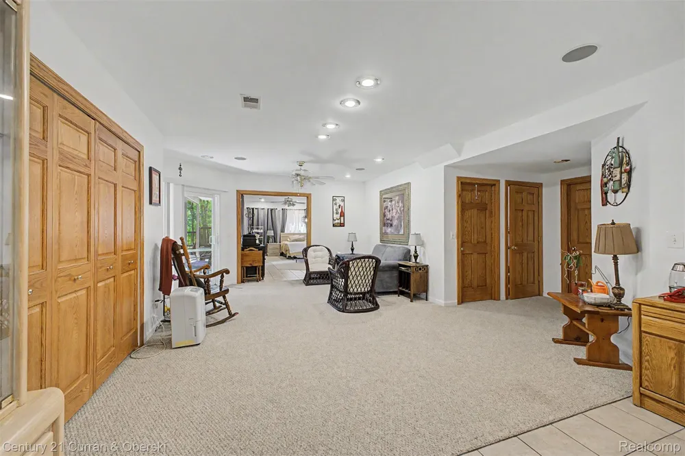 11349 Philway St Court Brighton Township, MI 48114