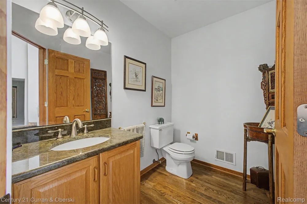 11349 Philway St Court Brighton Township, MI 48114