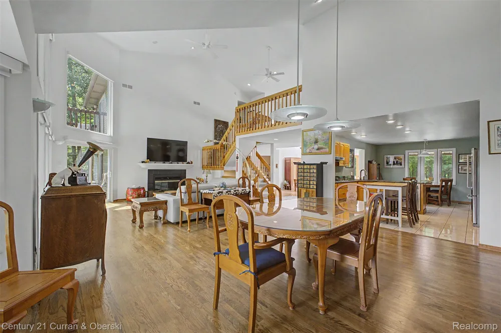 11349 Philway St Court Brighton Township, MI 48114