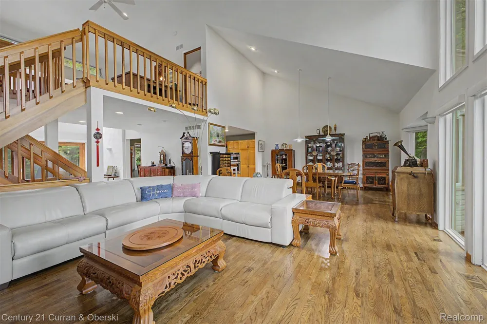 11349 Philway St Court Brighton Township, MI 48114