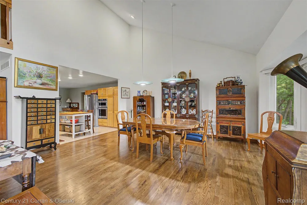 11349 Philway St Court Brighton Township, MI 48114