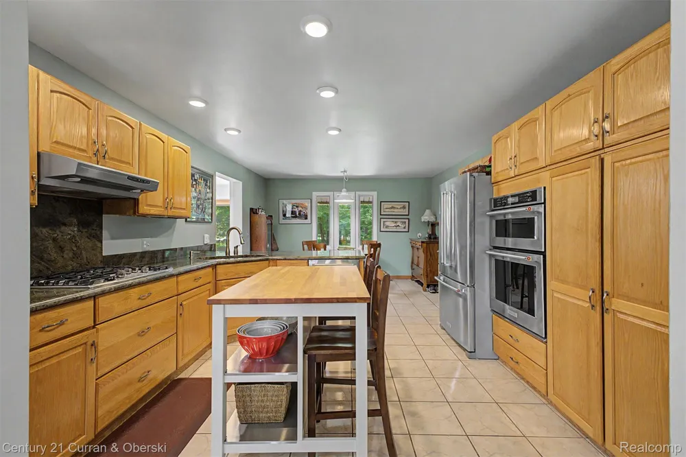 11349 Philway St Court Brighton Township, MI 48114