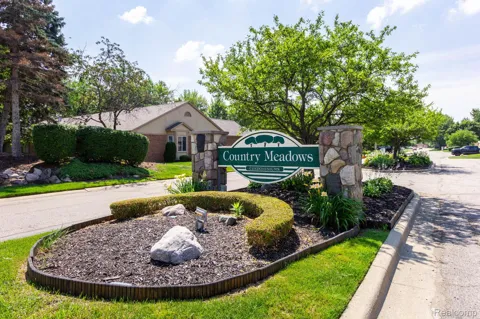 46910 Country Lane #12