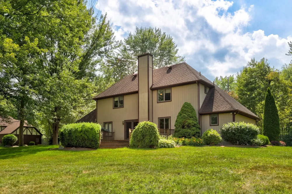 8665 S Gera Road Birch Run Township, MI 48415