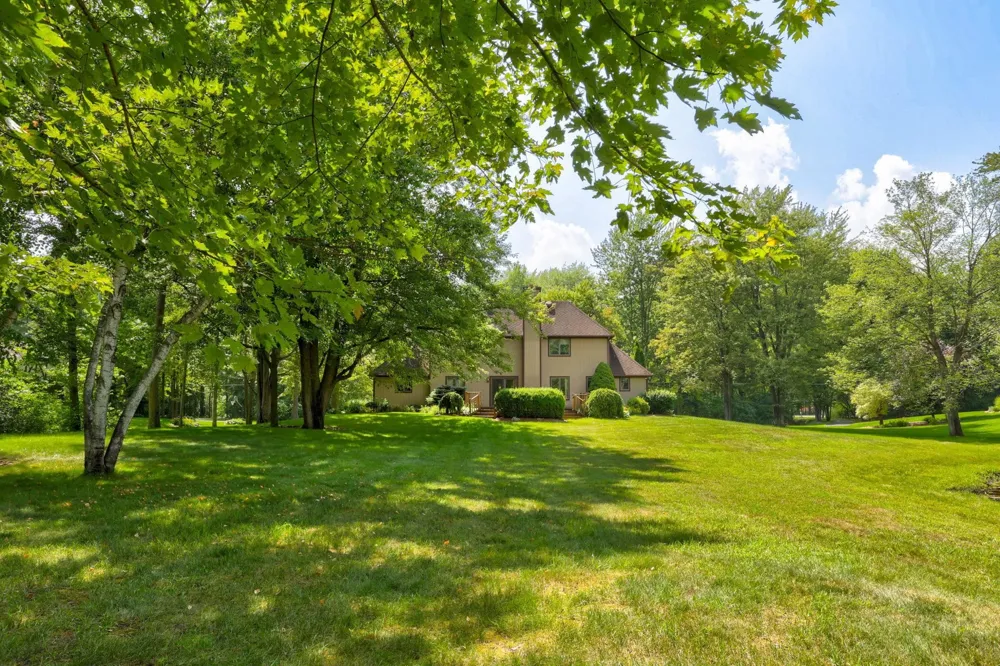 8665 S Gera Road Birch Run Township, MI 48415