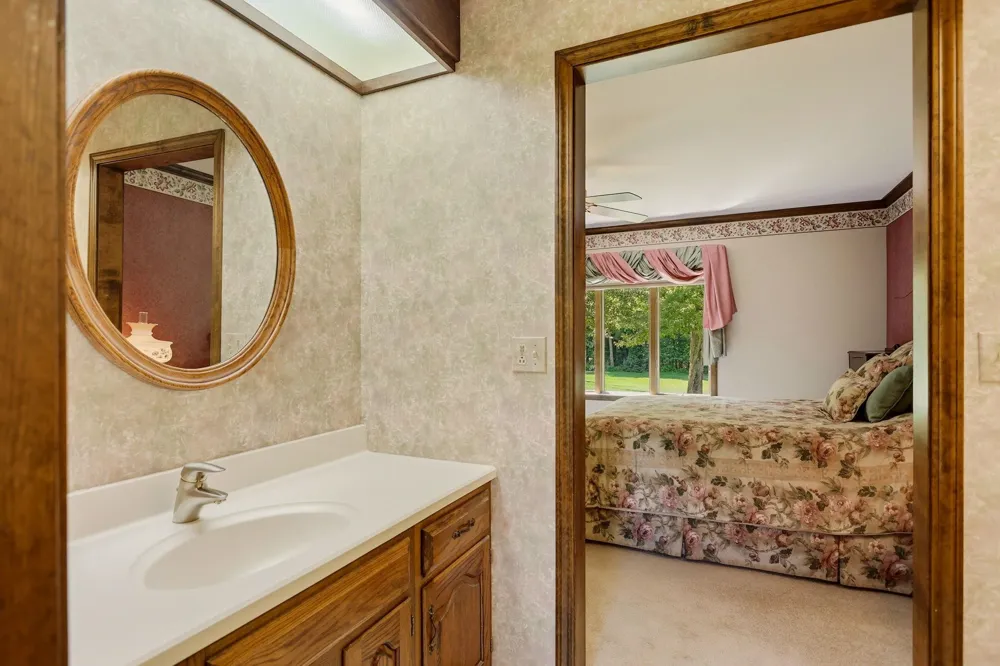 8665 S Gera Road Birch Run Township, MI 48415