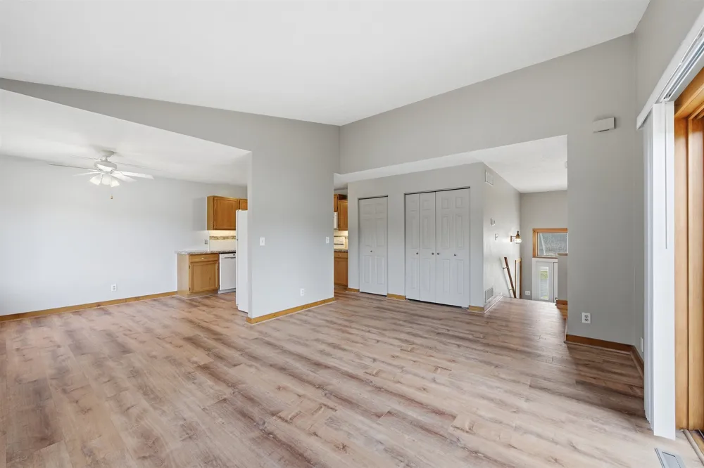 W Manhattan Long Lake Township, MI 49685