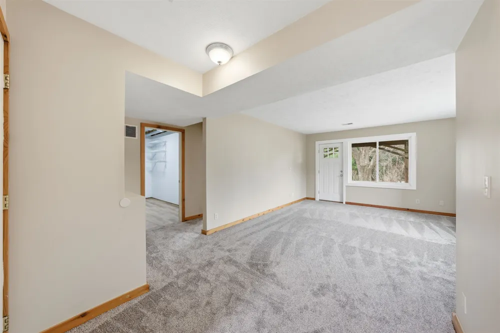W Manhattan Long Lake Township, MI 49685