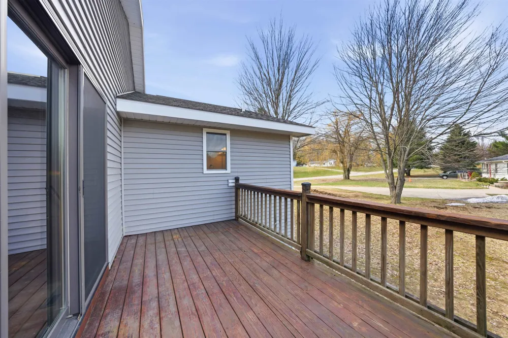 W Manhattan Long Lake Township, MI 49685