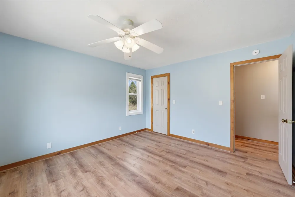W Manhattan Long Lake Township, MI 49685