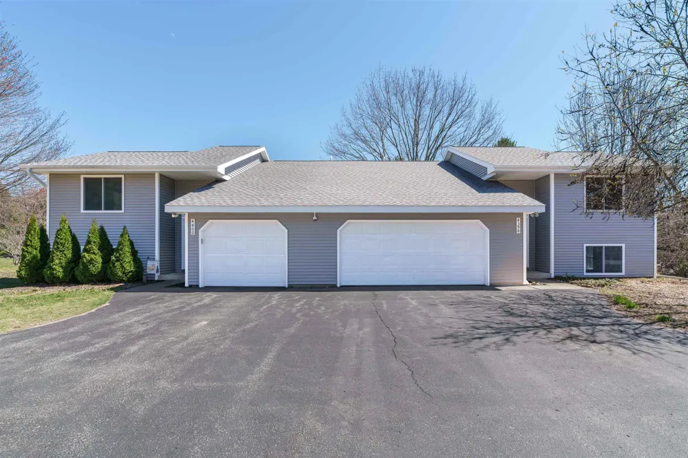 W Manhattan Long Lake Township, MI 49685