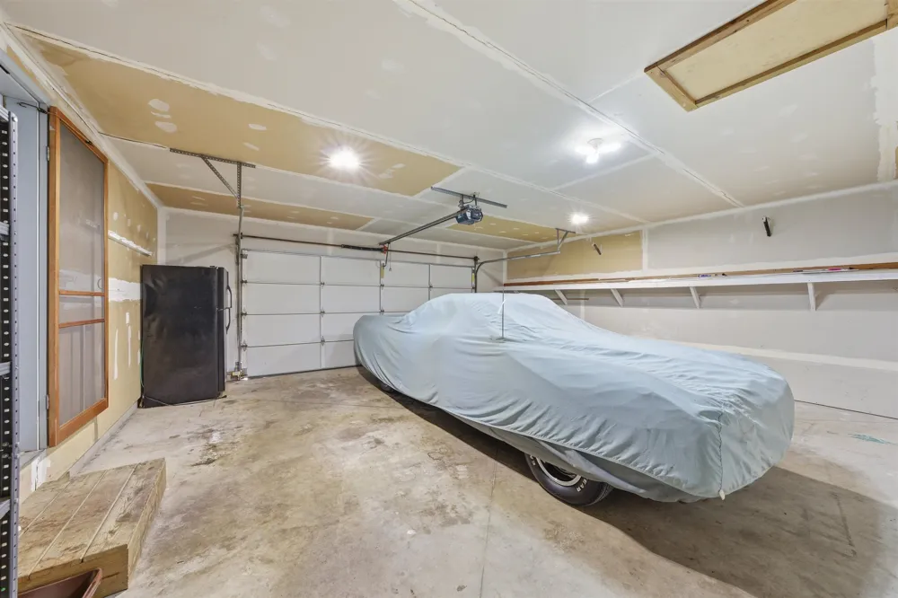 W Manhattan Long Lake Township, MI 49685