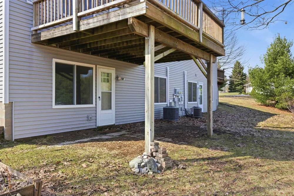 W Manhattan Long Lake Township, MI 49685
