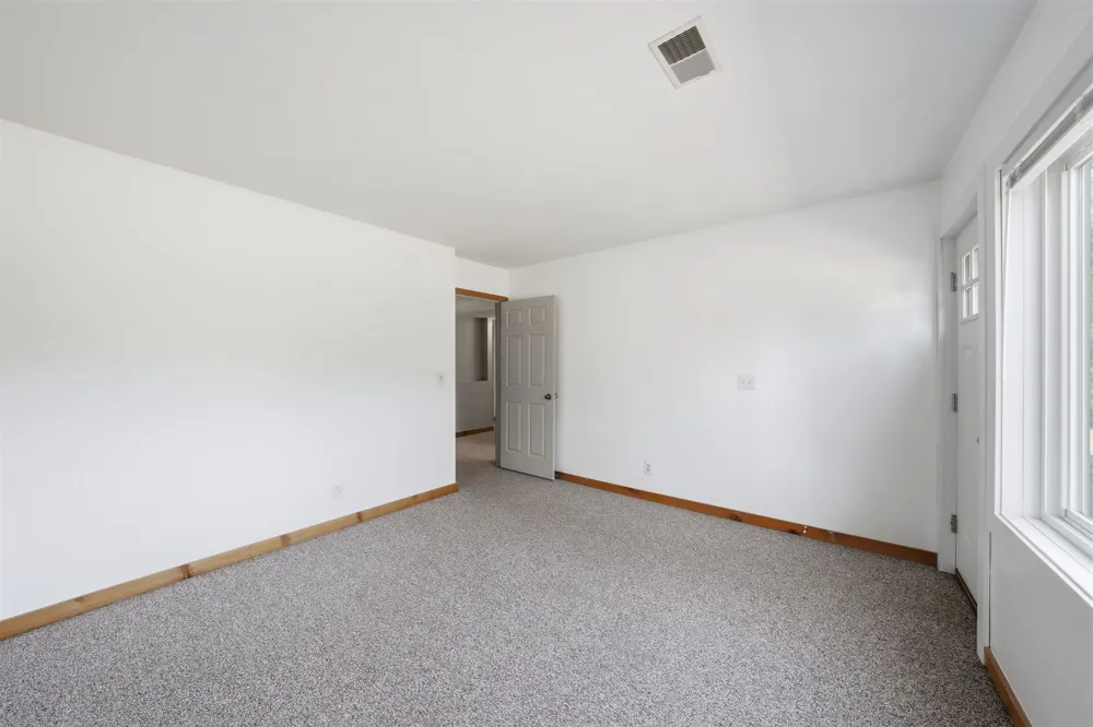 W Manhattan Long Lake Township, MI 49685