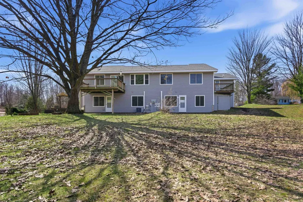 W Manhattan Long Lake Township, MI 49685