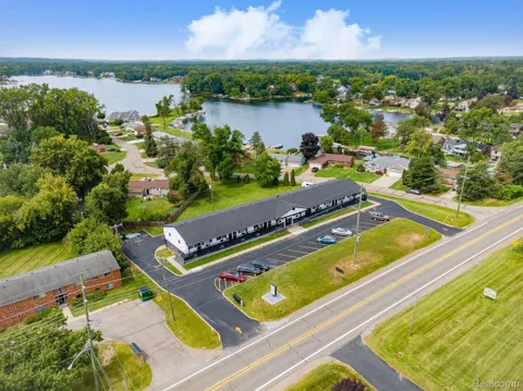 2475 S COMMERCE ROAD #10