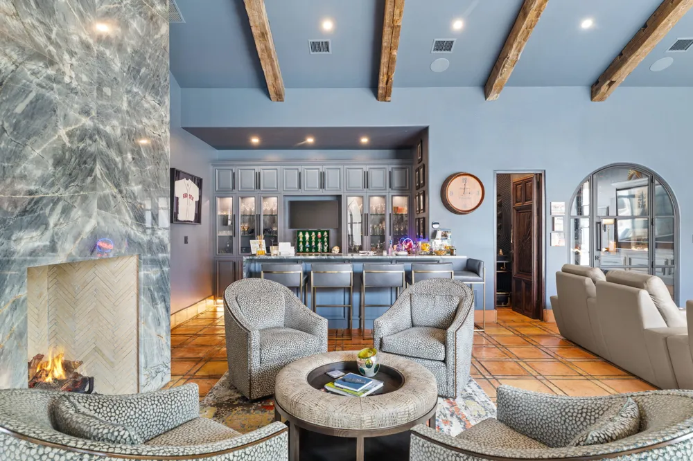 125 Plaza Escondido Horseshoe Bay, TX 78657
