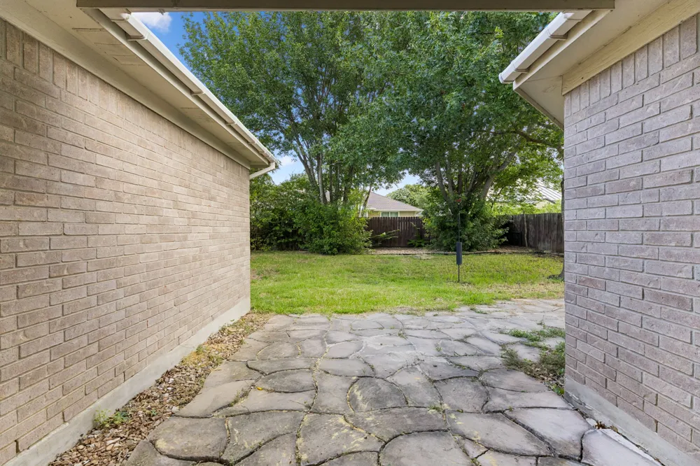 2148 Stonehaven New Braunfels, TX 78130