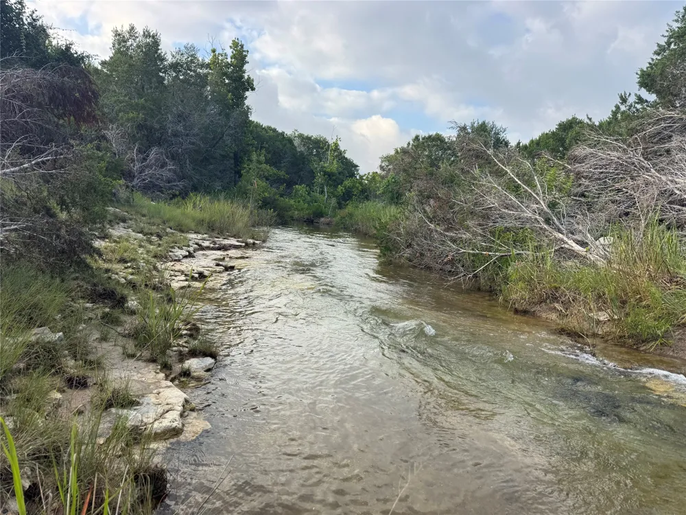 Round Mountain Road Leander, TX 78641