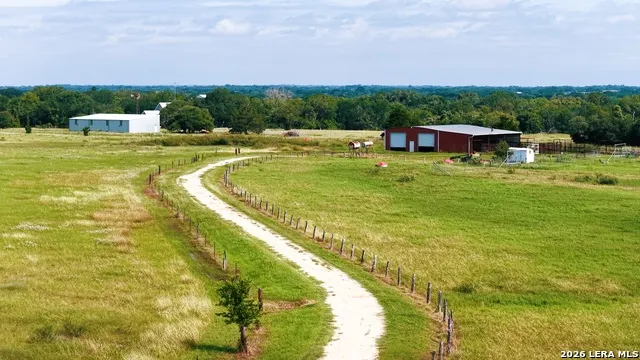 1162 County Road 234B Hallettsville, TX 77964