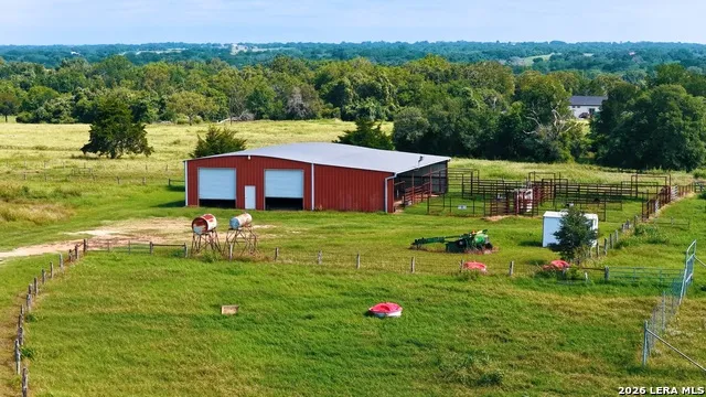 1162 County Road 234B Hallettsville, TX 77964