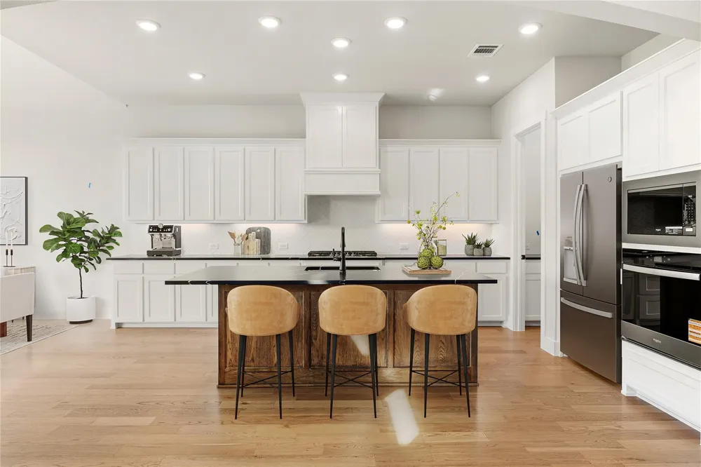 10020 Cresent Drive Providence Village, TX 76227