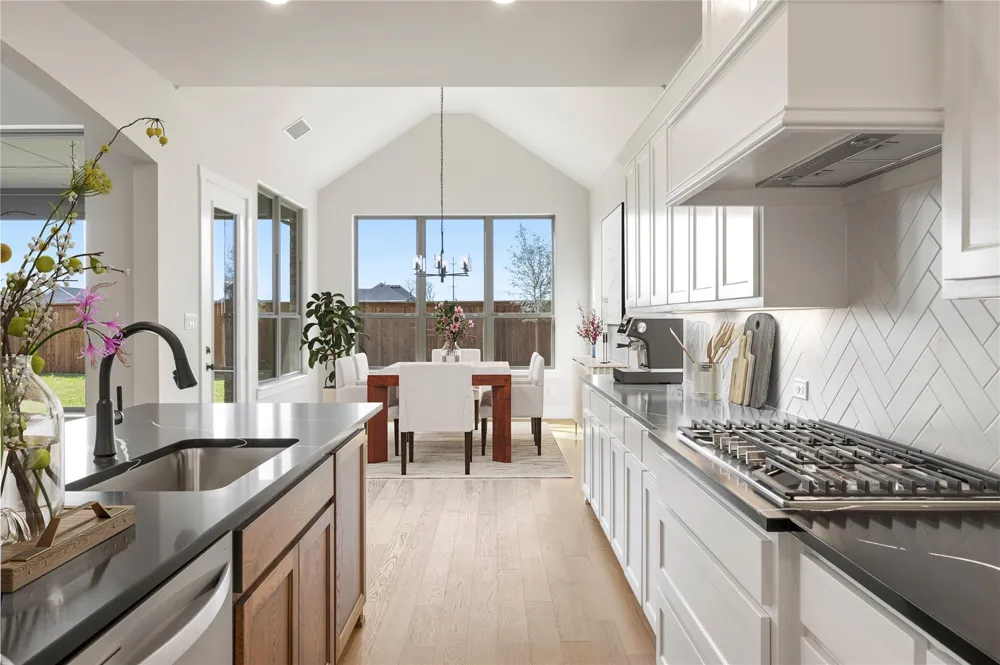 10020 Cresent Drive Providence Village, TX 76227