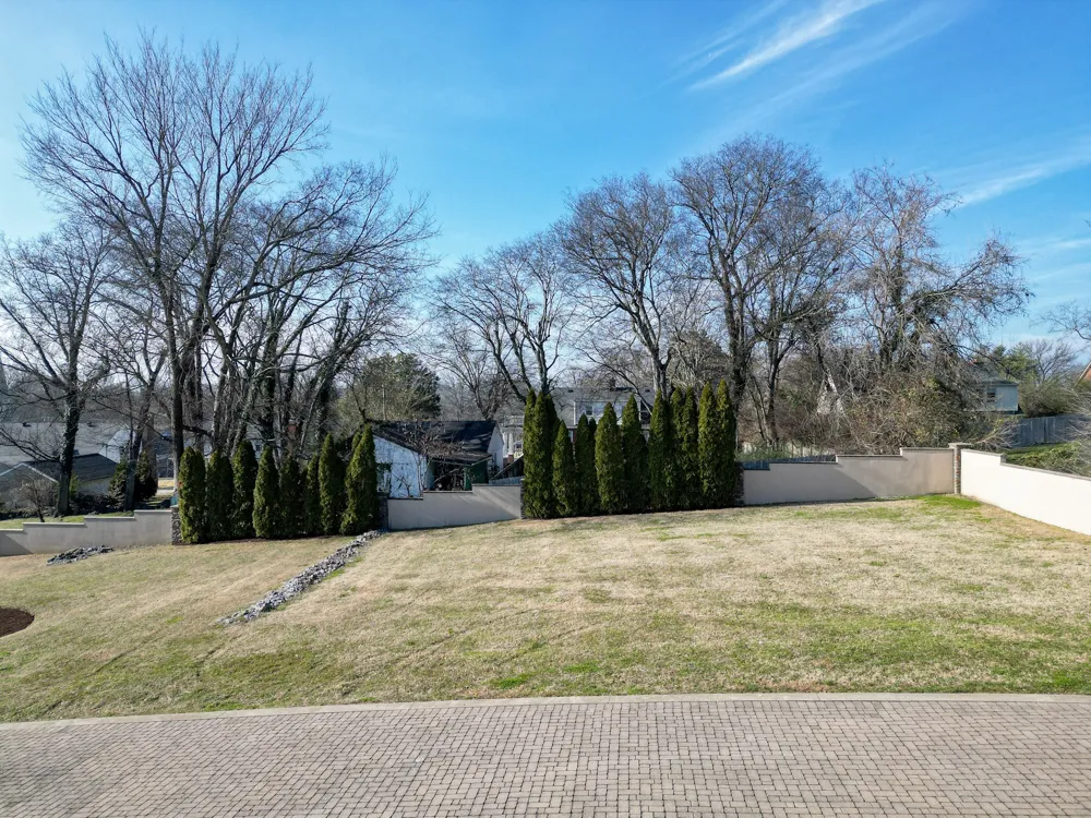 705 Halcyon Way Columbia, TN 38401