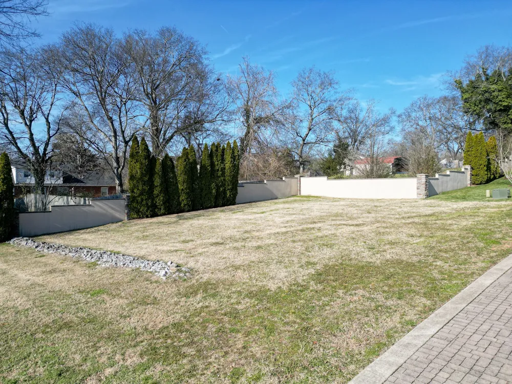705 Halcyon Way Columbia, TN 38401