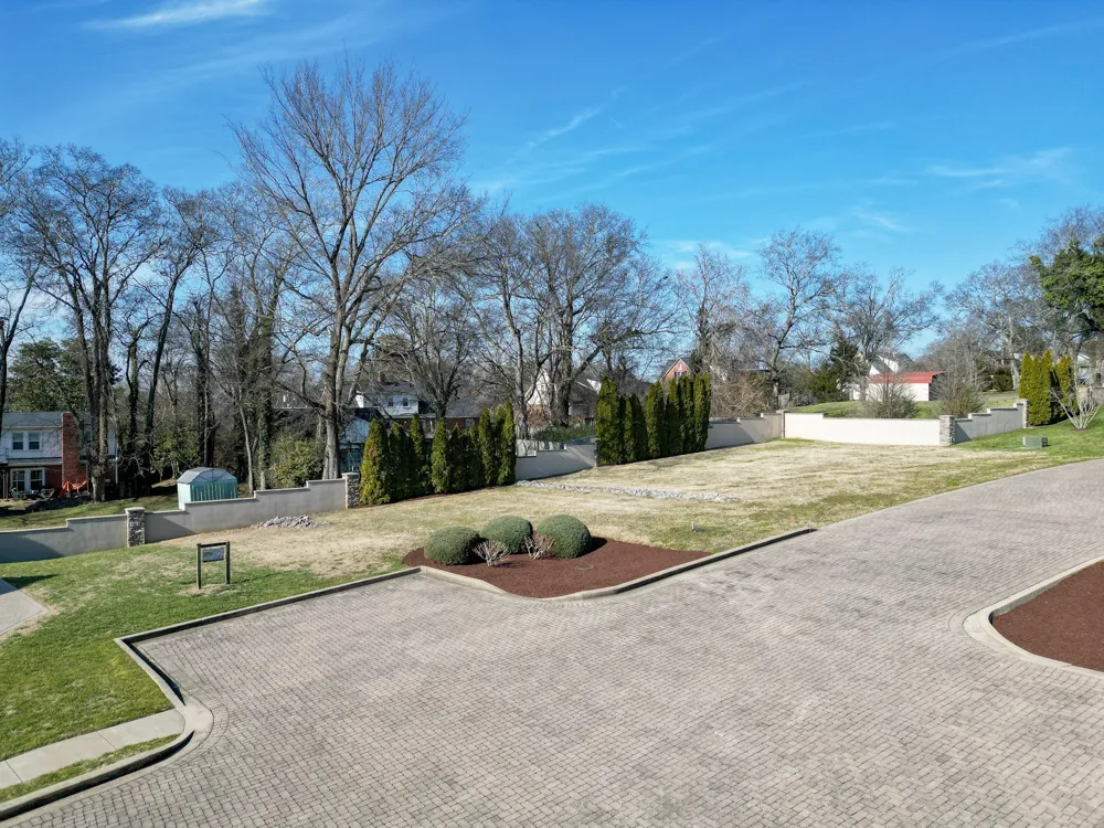 705 Halcyon Way Columbia, TN 38401