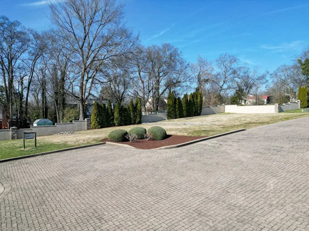 705 Halcyon Way Columbia, TN 38401