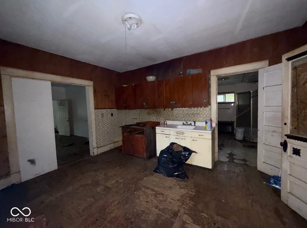 2111 22nd Terre Haute, IN 47804