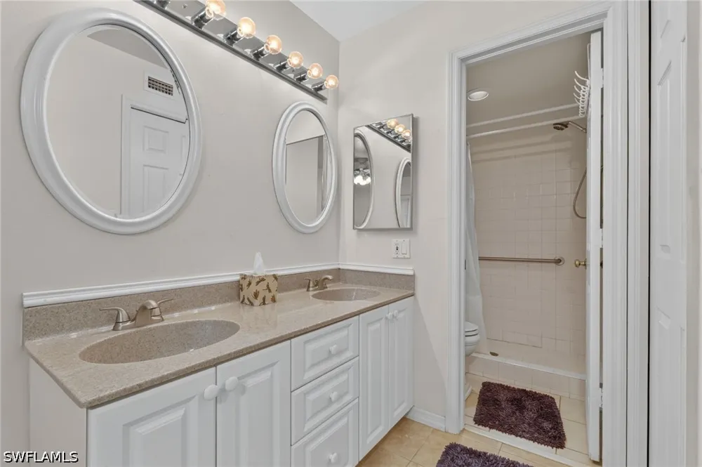 MAINSAIL DRIVE #1802 Naples, FL 34114