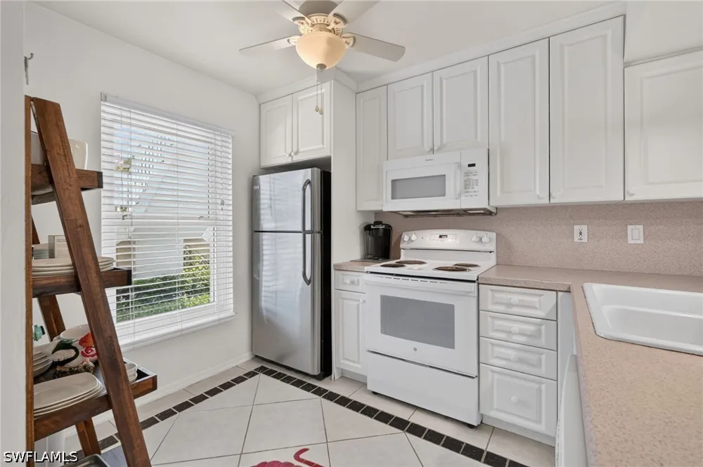 MAINSAIL DRIVE #1802 Naples, FL 34114