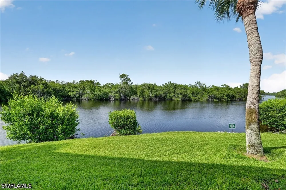 MAINSAIL DRIVE #1802 Naples, FL 34114