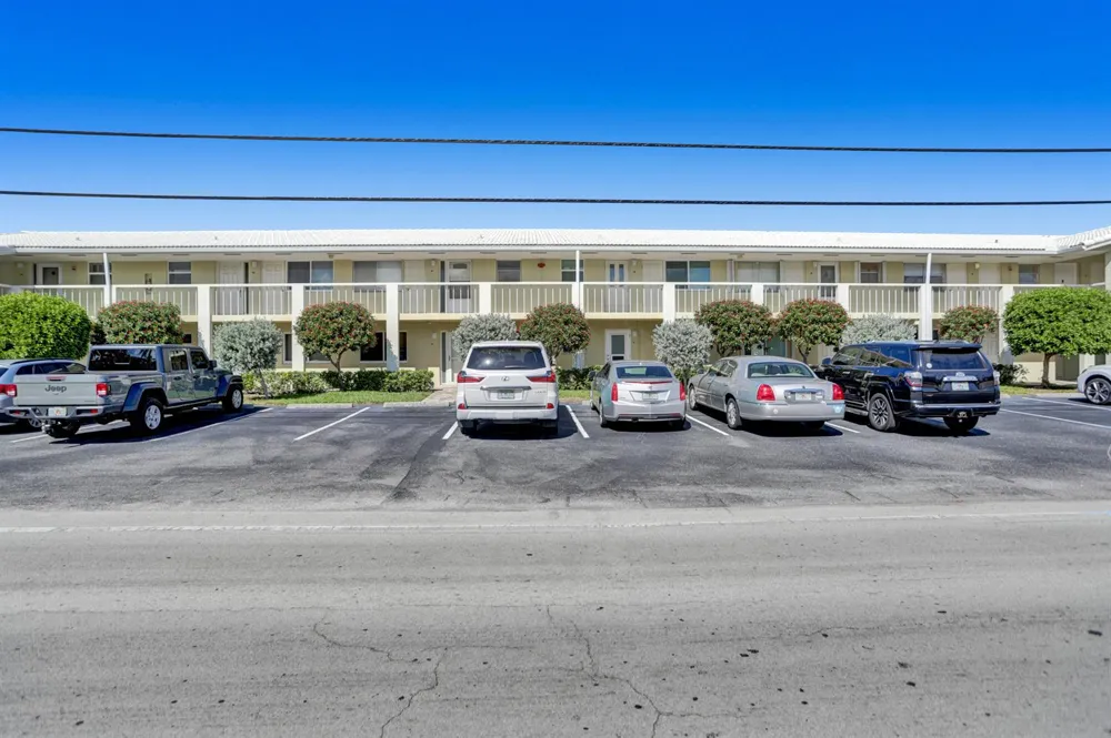 2311 NE 36th Street #2f Lighthouse Point, FL 33064