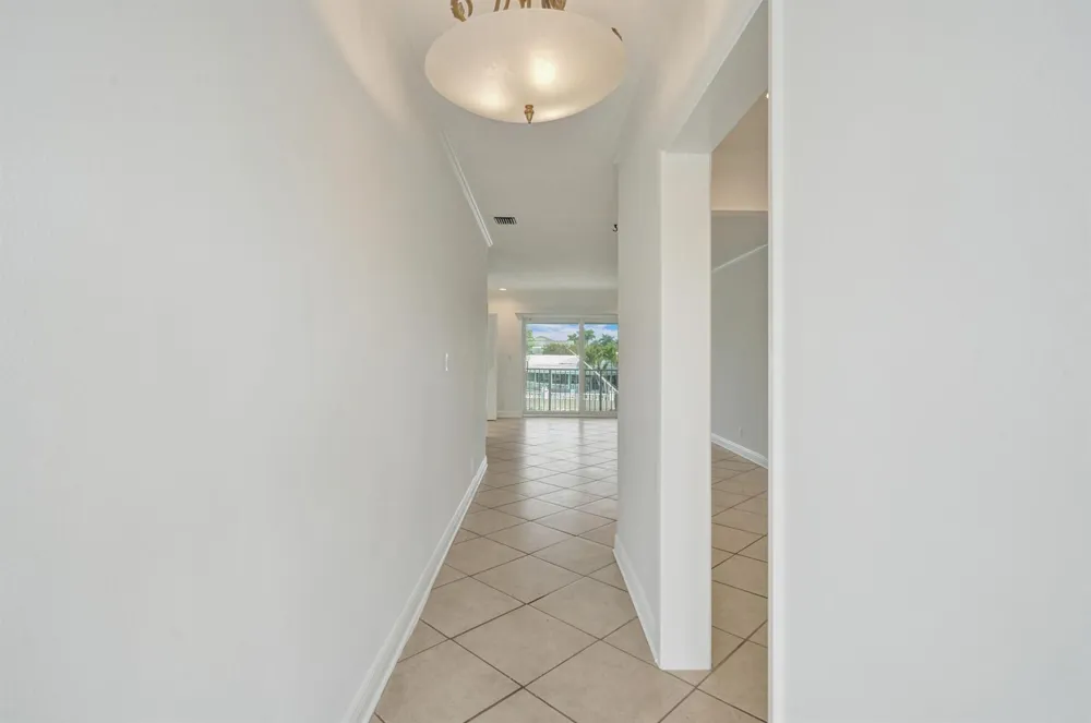 2311 NE 36th Street #2f Lighthouse Point, FL 33064
