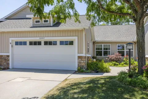 10087 S Crossroad Circle SE #12
