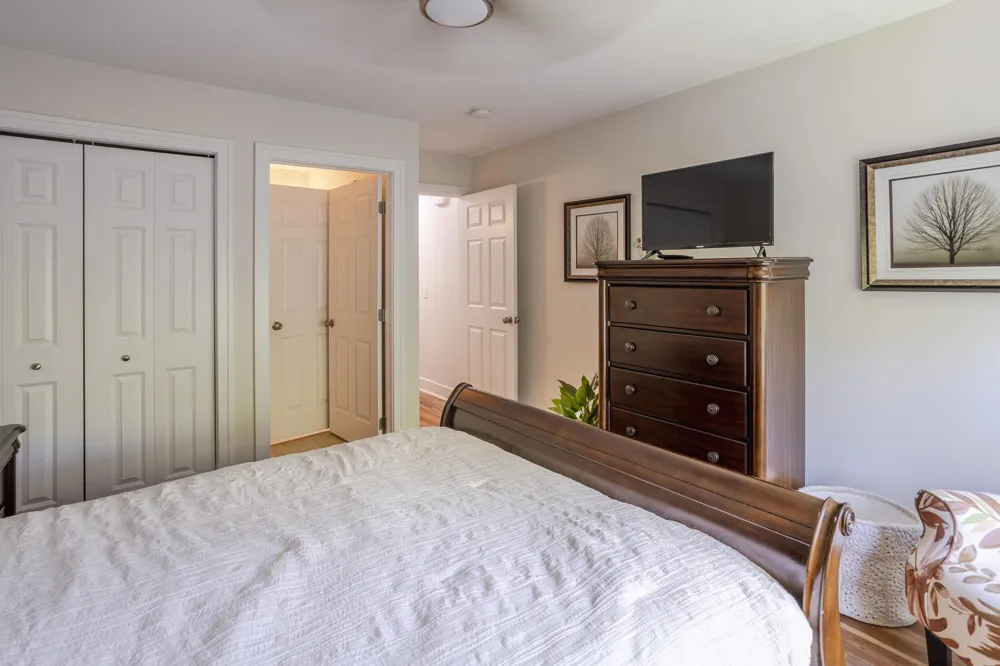 10087 S Crossroad Circle SE #12 Caledonia, MI 49316