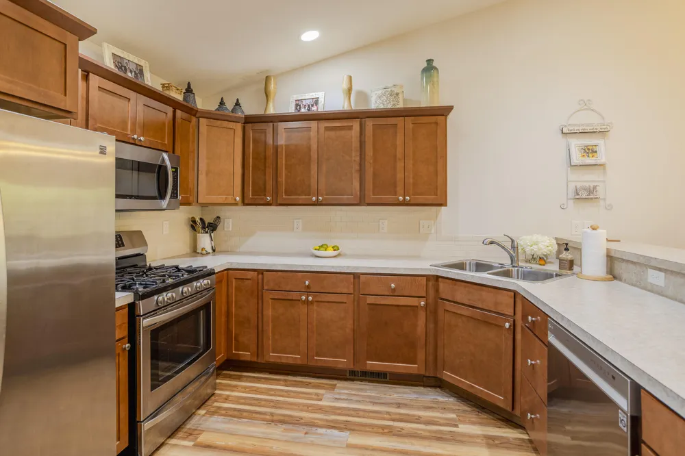 10087 S Crossroad Circle SE #12 Caledonia, MI 49316